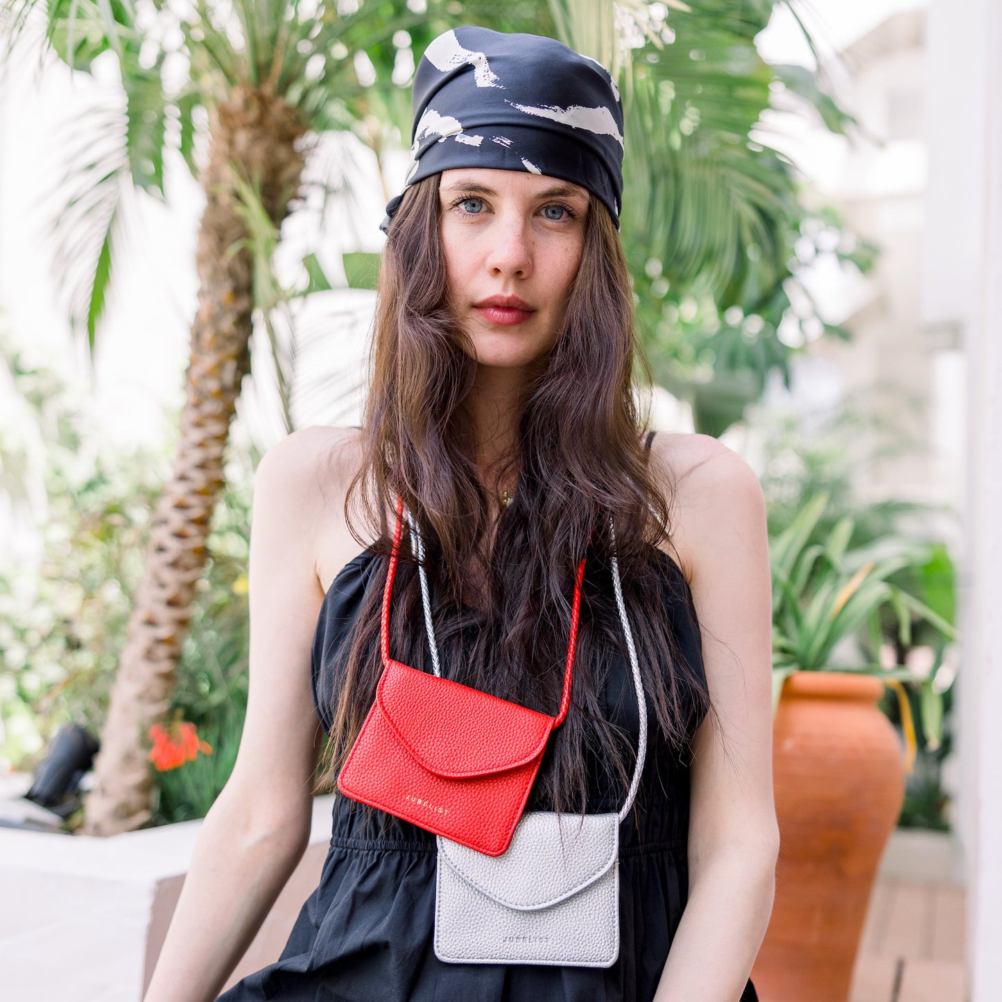 Portemonnaie BAILY mit Trageriemen