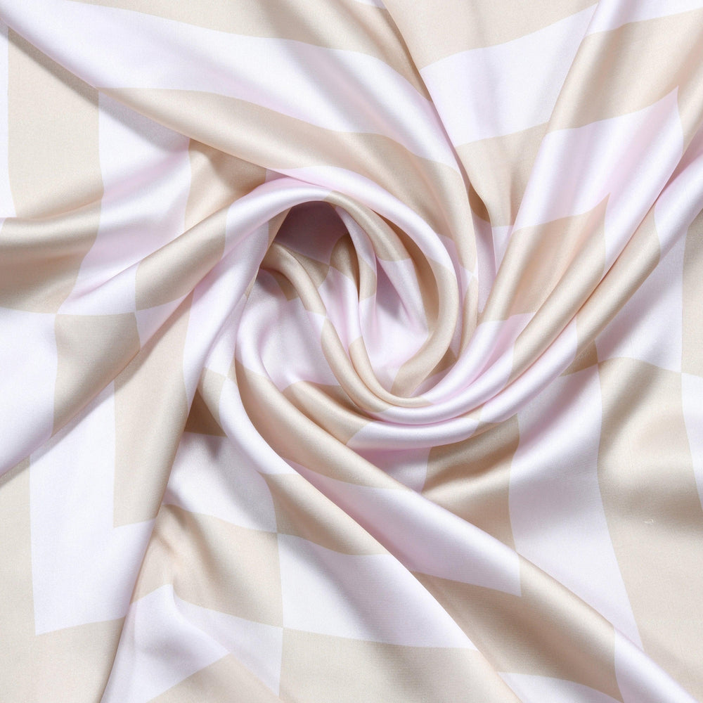 
                  
                    Analou. Geometrisch, Chiffontuch 70 x 70
                  
                