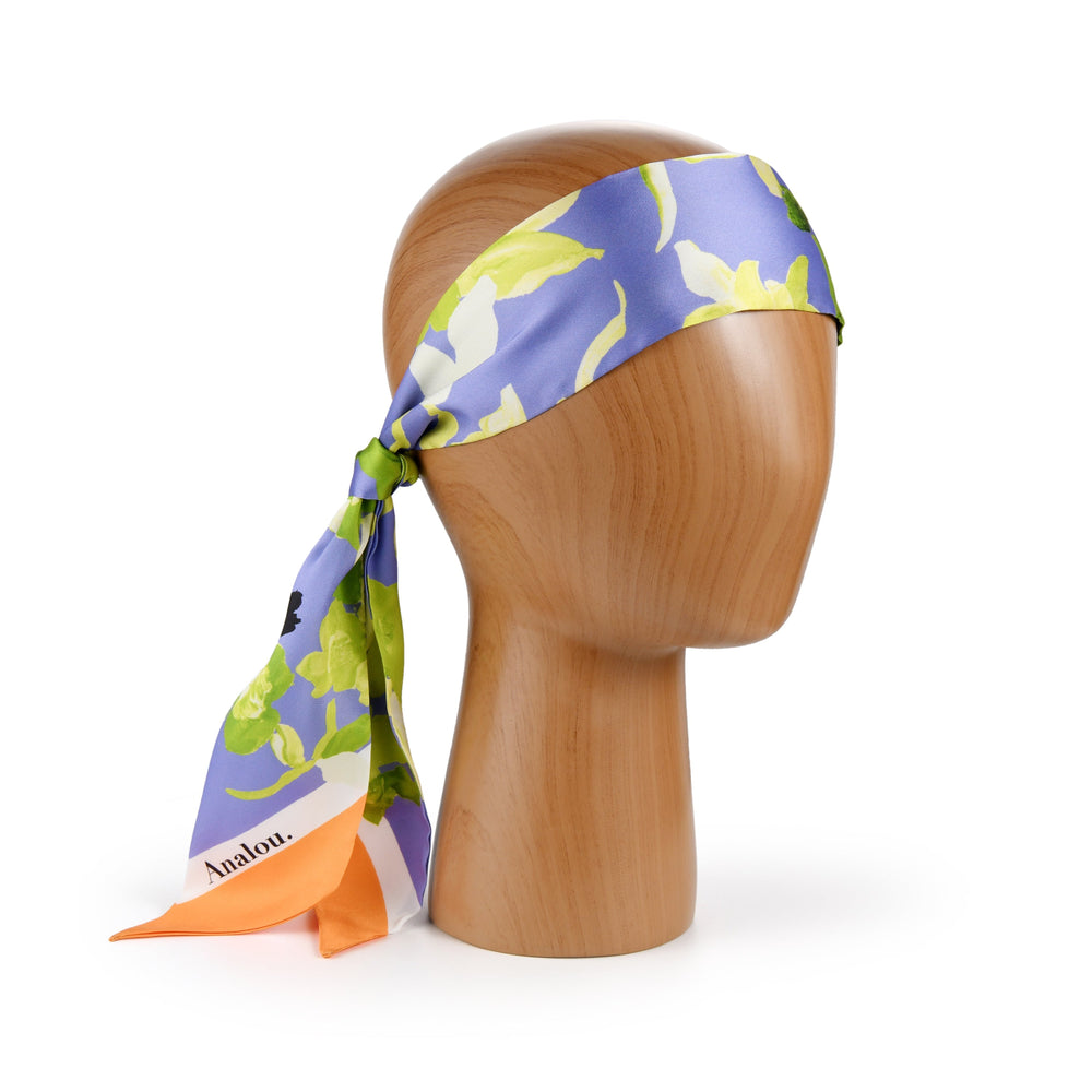 
                  
                    Analou. Stroke Flower Schmal, Twill- Schal
                  
                