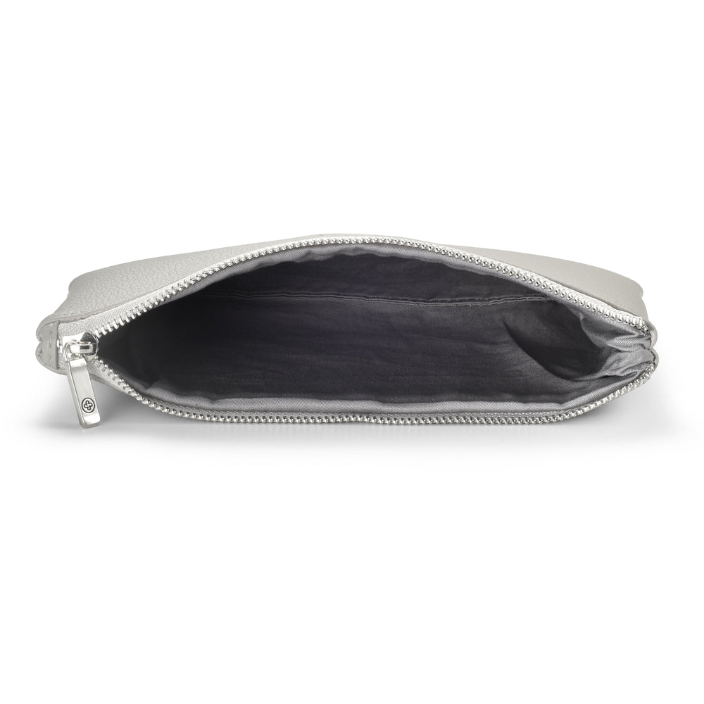 
                  
                    MUM Pouch
                  
                